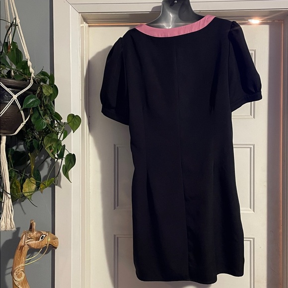 Cider Elegant Black Dress with Pink Accent - Picture 3 of 7